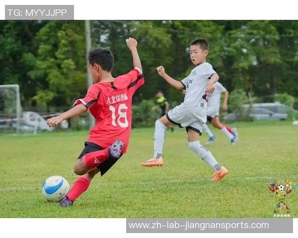 足球教练王猛与陈磊携手打造青少年足球新未来的探索与实践