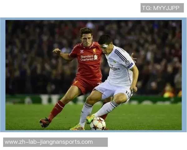 足球强抢球技巧解析与实战应用提升球队竞争力的关键因素 足球强抢球技巧解析与实战应用提升球队竞争力的关键因素